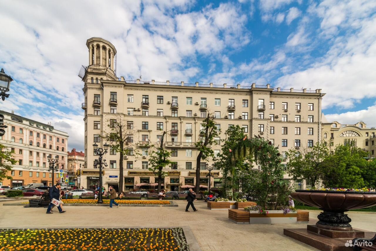 Тверская 17 москва. Улица Тверская, д. 17. Тверская дом 17 Москва. Тверская 17 на карте.