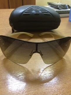 Солнечные очки Armani