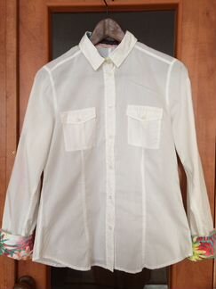 Белая рубашка с цветными манжетами