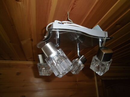 Потолочный светильник с поворотными плафонами
