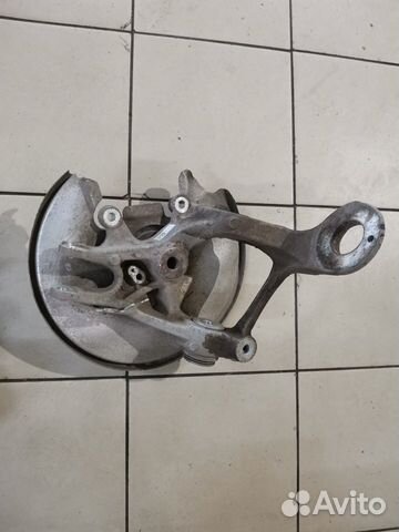 Кулак задний левый Audi A4 A5 S4 S5 Q5 A6 A7