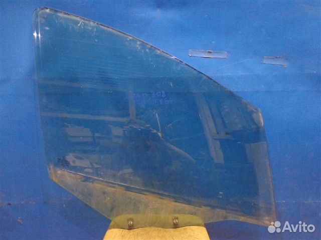Стекло двери переднее правое Peugeot 308 1.6 EP6