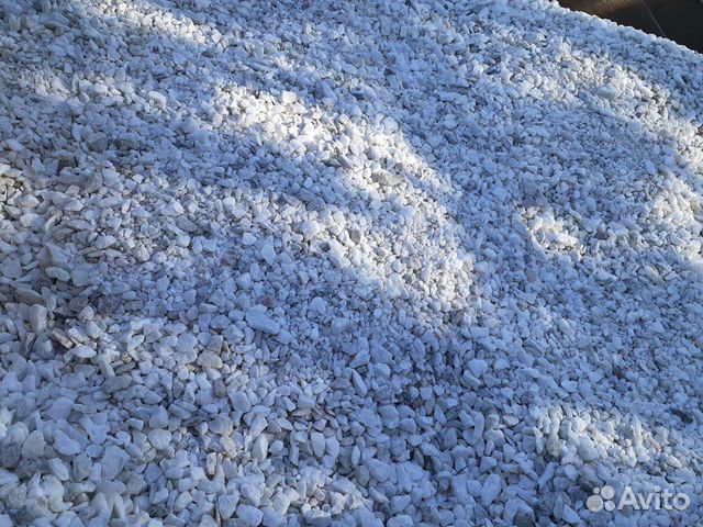 Мраморная крошка.Белый щебень.Белый камень(доломит