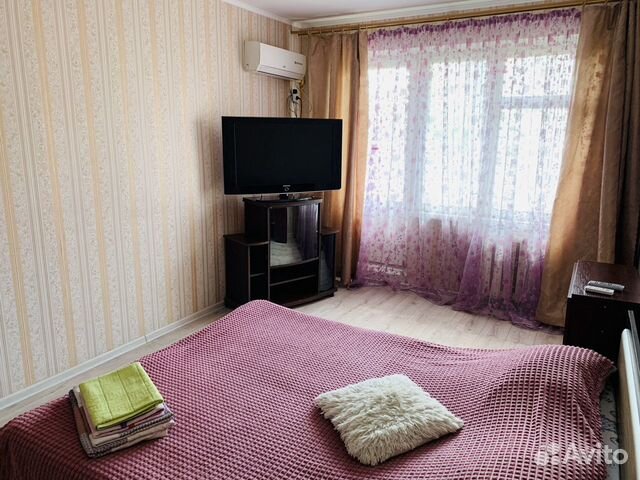 

1-к. квартира, 32 м², 3/5 эт.