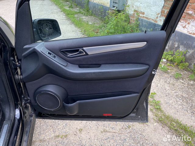 Дверные обшивки мерседес W245 B-class