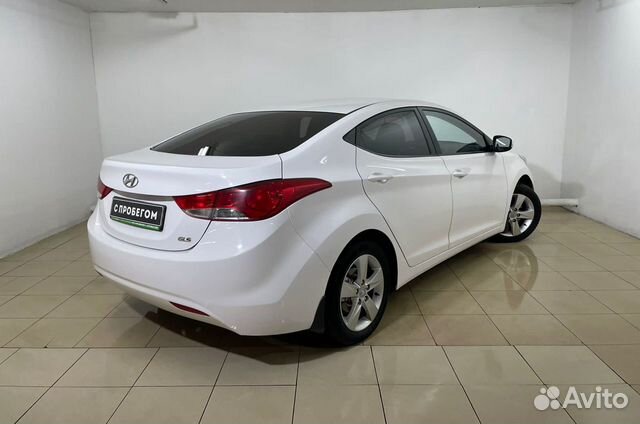 Hyundai Elantra `2012