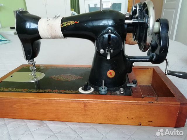 Швейная машина
