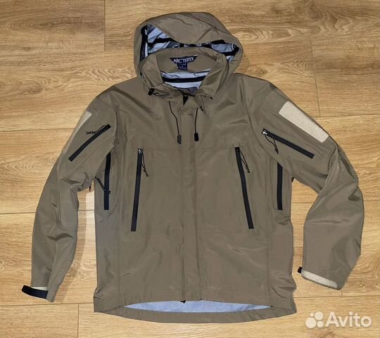 arcteryx leaf jacket