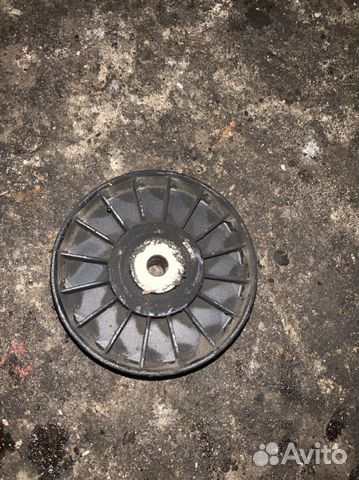 Ролик приводного ремня Volvo 960