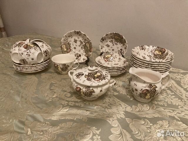 Антикварный чайный сервиз