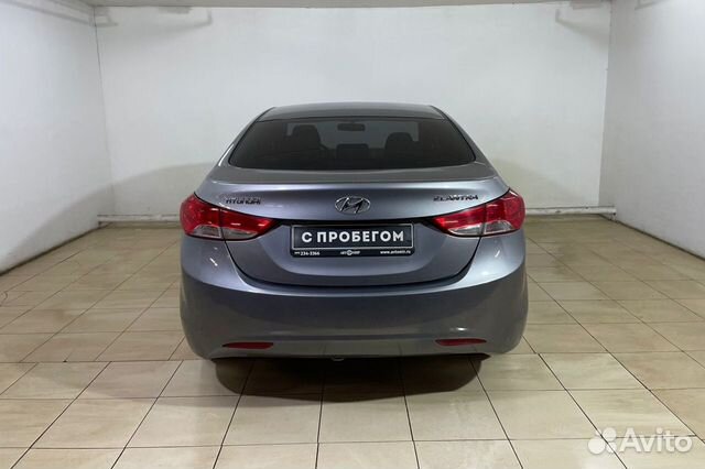 Hyundai Elantra `2011