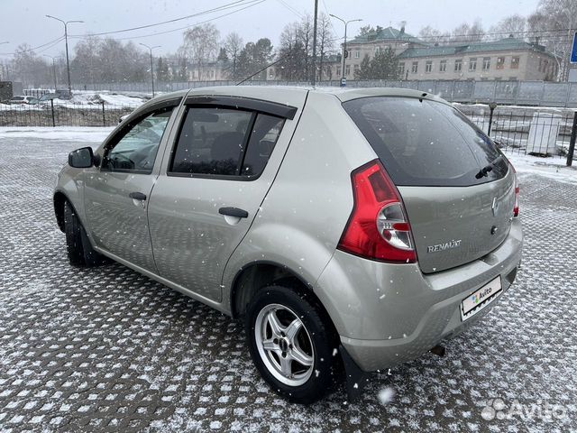 Renault Sandero 1.6 AT, 2011, 76 000 км