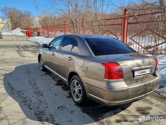 Toyota Avensis 2.0 AT, 2004, 182 900 км