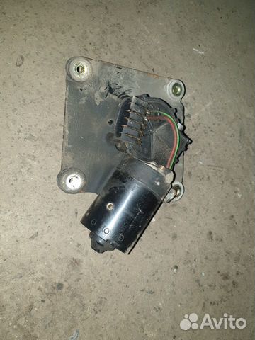 Мотор стеклоочистителя Mitsubishi carisma