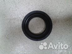 Сальник привода на лансер 10 (1.5литра)