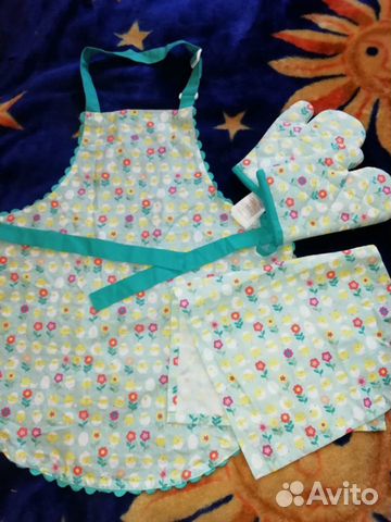 Набор : фартук, полотенце, 2 рукавички