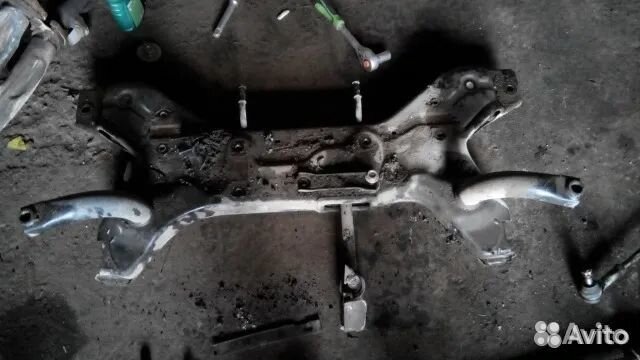 Подрамник балка mitsubishi colt z3