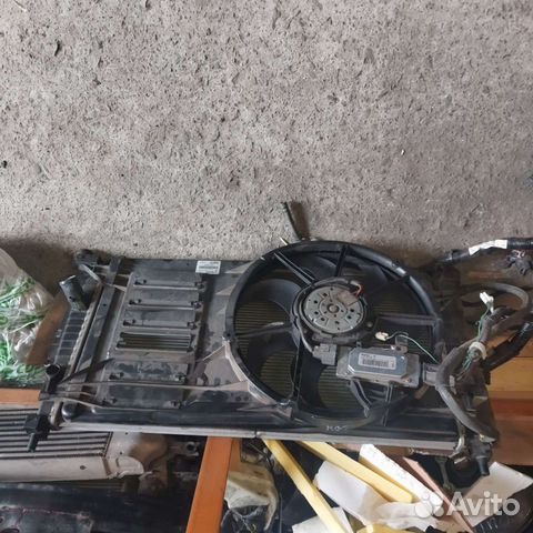 Диффузор вентиляторов в сборе Mazda 3 BL 2.0