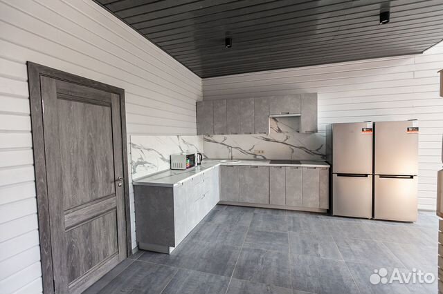 

10-к. и более коттедж, 360 м²