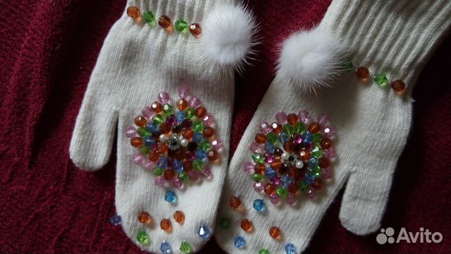 Белые Варежки со стразами Белые Варежки со стразами