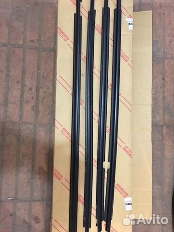 Молдинг двери Тойета Corolla E 151