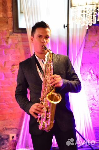 Саксофонист на праздник. Живой вокал, гитара