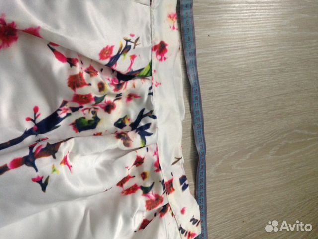 Юбка белая с цветами