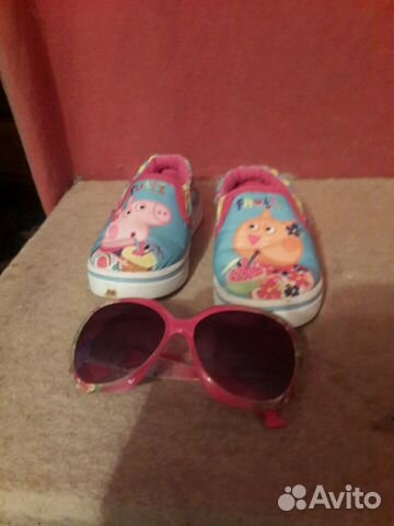 Слипоны б/у +подарок на 1,5-2,5года,босоножки Слипоны б/у +подарок на 1,5-2,5года,босоножки