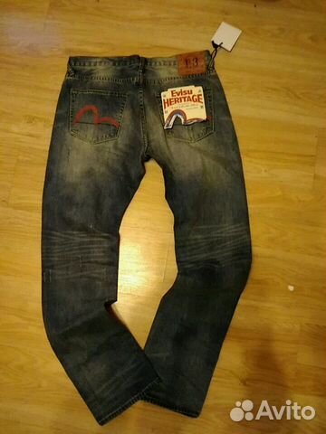 Джинсы Evisu