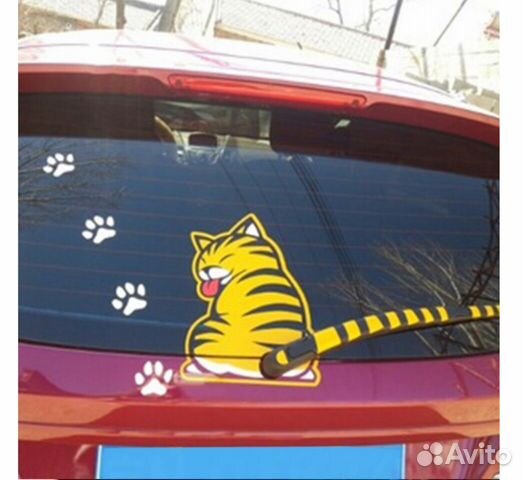 Наклейка на авто котенок с высунытым яыком Наклейка на авто котенок с высунытым яыком