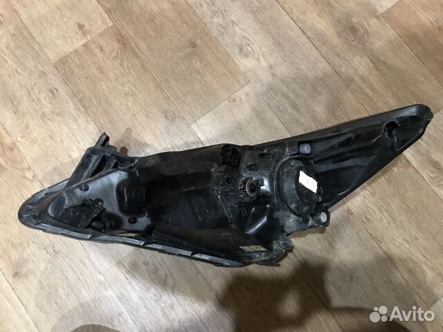Фара правая Hyundai Solaris 921024L600 Фара правая Hyundai Solaris 921024L600