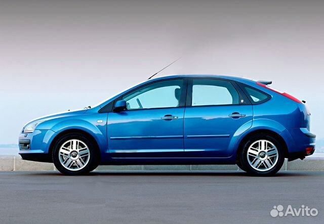 Заднее стекло Ford Focus II sedan