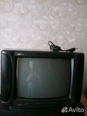 Телевизор JVC диагональ 35 см для дачи