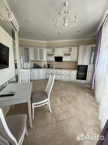 

3-к. квартира, 100 м², 4 кровати
