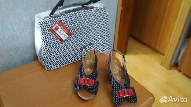 Новые босоножки черные в белый в горох Новые босоножки черные в белый в горох