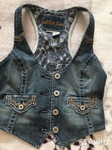 Джинсовка без рукавов. Жилетка. Фирма Guess