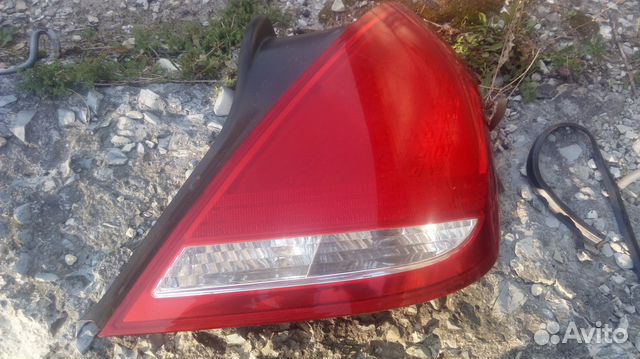 Стоп сигнал правый для Nissan Теаnа J31