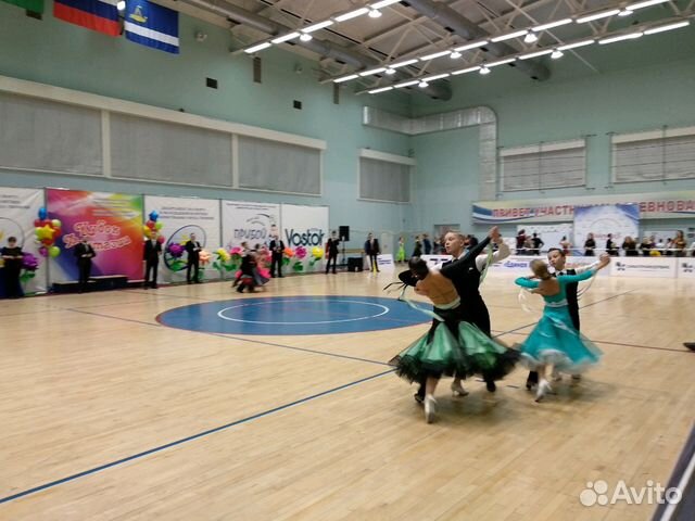 Платье для бальных танцев Платье для бальных танцев