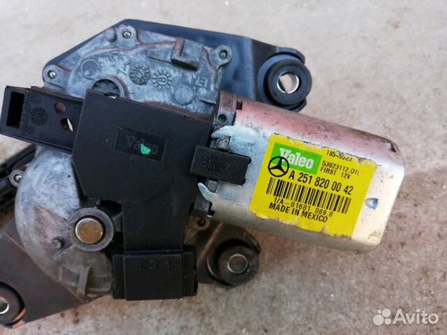 Моторчик дворников задний Mercedes W164 W166 Моторчик дворников задний Mercedes W164 W166