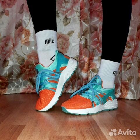 Спортивные кроссовки Спортивные кроссовки