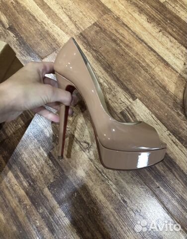 Туфли Christian louboutin