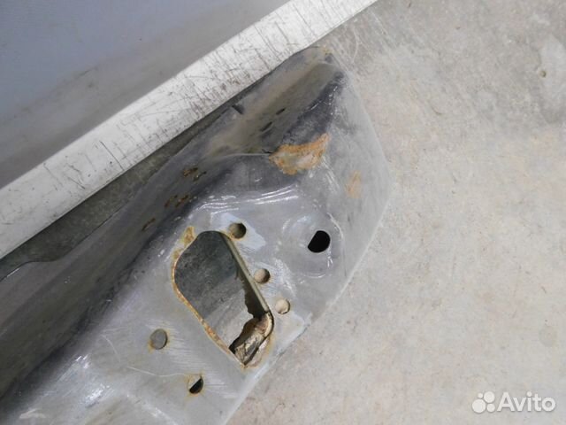 Усилитель переднего бампера Renault Sandero 84643