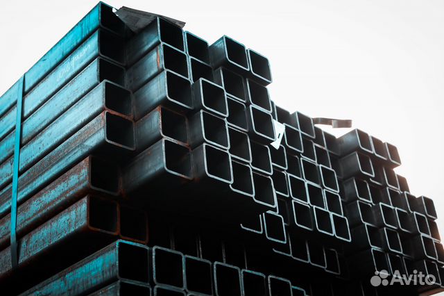 Труба прямоугольная стальная