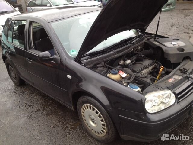 Дверь капот фара бампер Volkswagen Golf 4