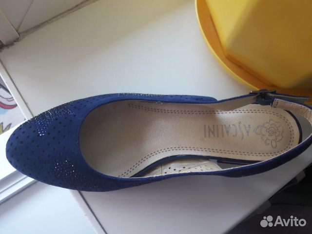 Босоножки 38р Босоножки 38р