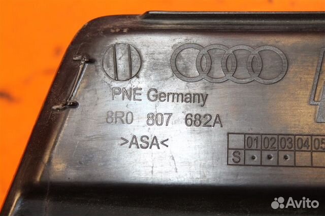 Накладка бампера правая Audi Q5 8R 2008-2012 Накладка бампера правая Audi Q5 8R 2008-2012