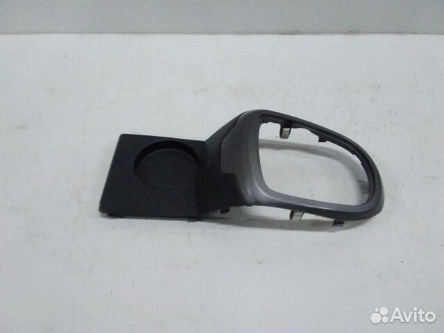Накладка декоративная Kia Rio 3 QB 1.4 G4FA Накладка декоративная Kia Rio 3 QB 1.4 G4FA