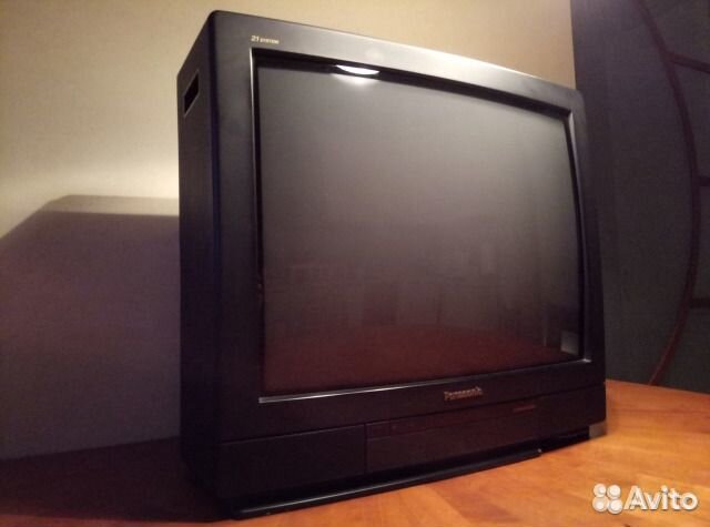 Продаю тв. panasonic 64*. 21 system