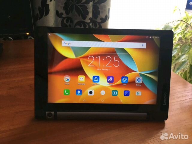 Планшет Lenovo Yoga Tablet 3 8