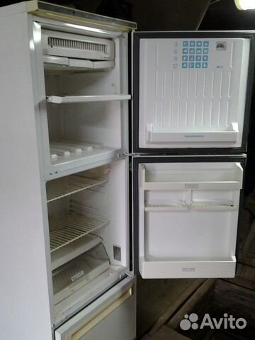 Холодильник 3х камерный стинол